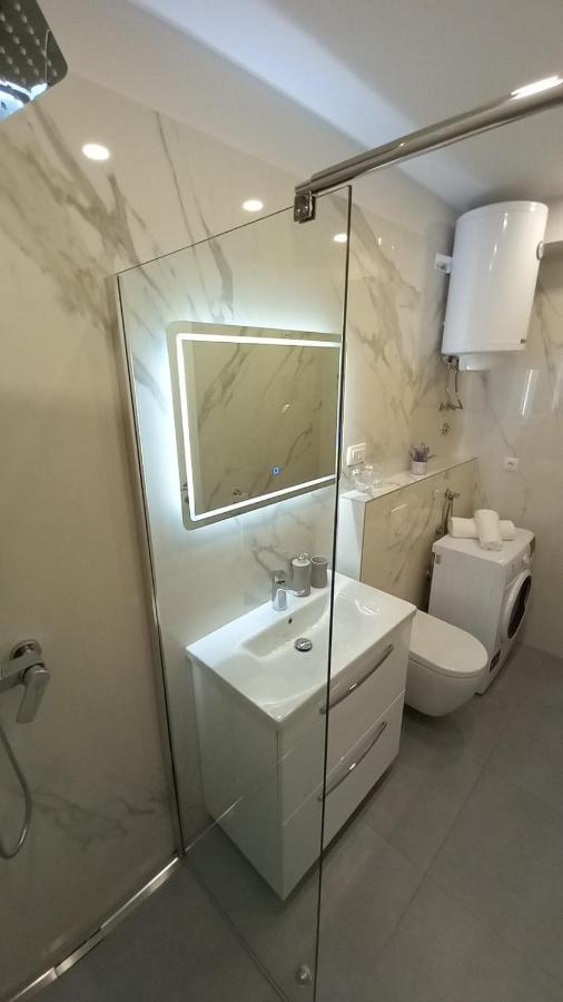 Lux Apartman Antonija ماكارسكا المظهر الخارجي الصورة